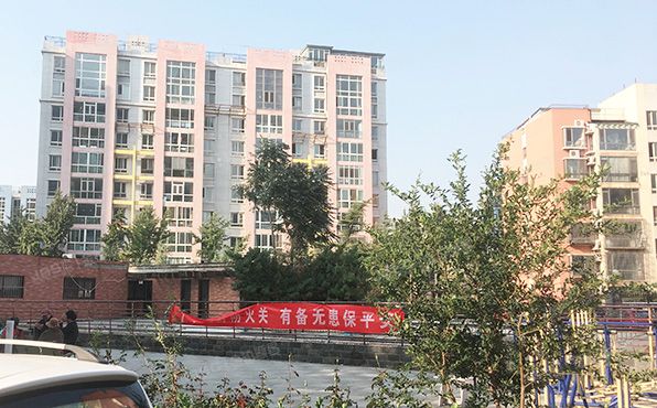 大兴区-黄村镇 兴华南里25号楼11层1单元1101（华昱家园）