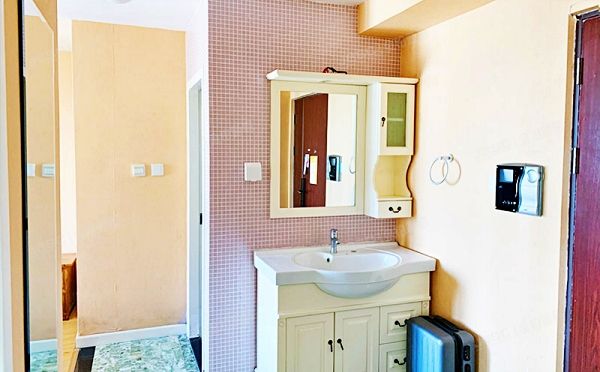 朝阳区 朝阳路5号院6号楼21层2单元（北京新天地）