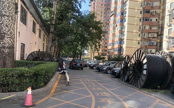 丰台区 马家堡路88号院1号楼7层2单元703号（东丽温泉家园）