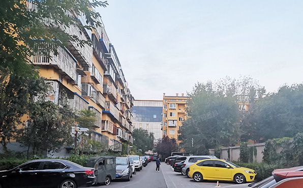 西城区 新街口西里一区6号楼地上06、地下06号 商业