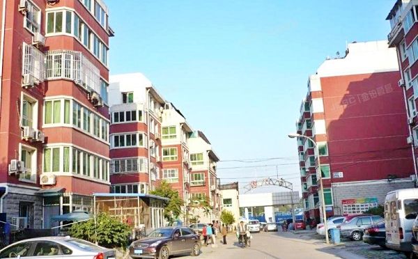 通州区 富河园8号楼411号及跃层