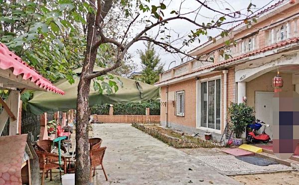 大兴区 半壁店绿茵花园四季区44号楼1至2层（绿茵花园）