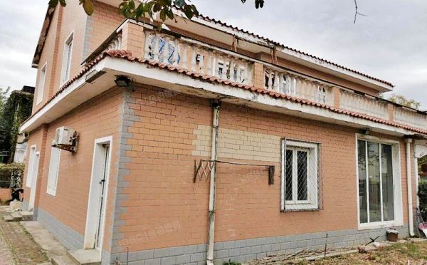 大兴区 半壁店绿茵花园四季区44号楼1至2层（绿茵花园）