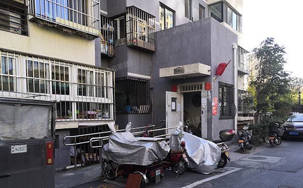 门头沟区 惠民家园二区30号楼3层3单元306