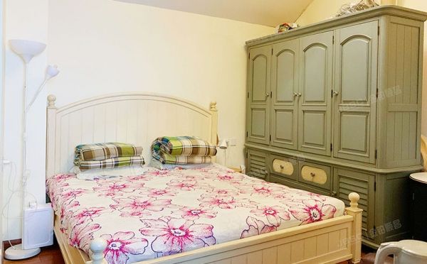 昌平区 顶秀青溪家园5号楼顶层复式