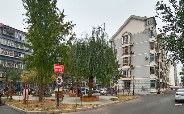 顺义区 龙府花园8号楼4层2单元402号