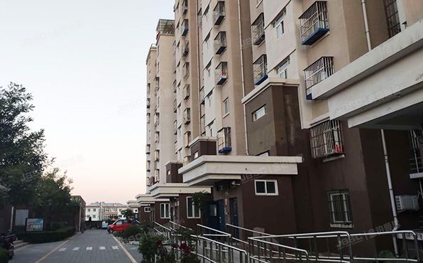 怀柔区 滨湖小区55号楼10层4单元1001（新贤家园）