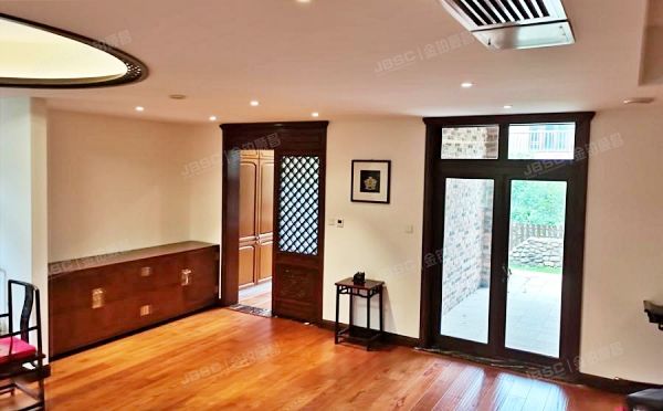 密云区 密溪路33号院三区48-1至2层三区48（君山别墅）