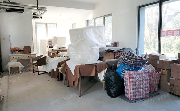 顺义区 金碧湖畔花园北区66号楼-1层至2层+地下室（御墅）