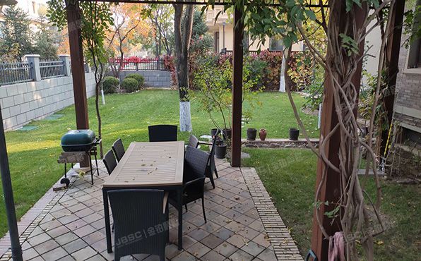 密云区 密溪路33号院三区48-1至2层三区48（君山别墅）