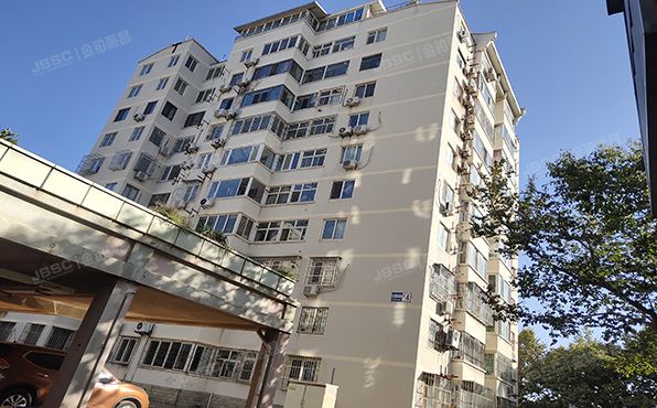 房山区-良乡 北潞春家园C4号楼4层304 经适房