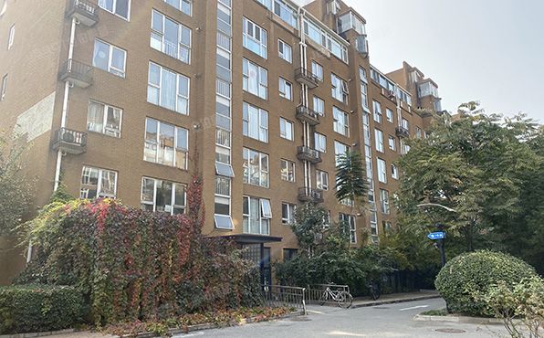 海淀区 裕泽园5号楼4单元201室+车位（绿波漫板裕泽园）