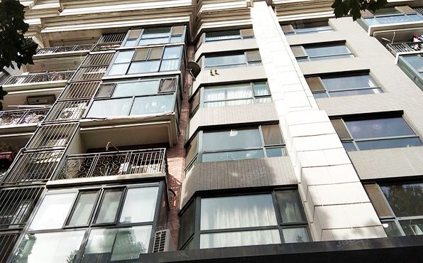 西城区 太平桥大街98号院5号楼2层3门202（中海凯旋）