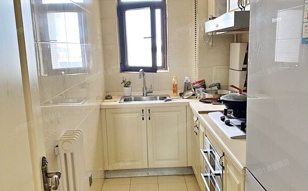 丰台区 六圈路2号院5号楼20层3单元2004号（中海御馨阁）