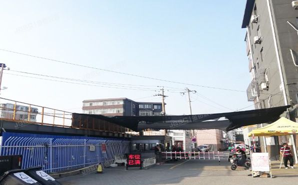 通州区 果园225号7号楼3层233号