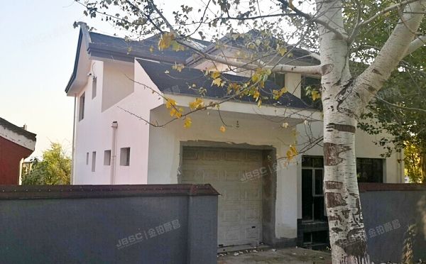 延庆区-张山营镇 龙聚山庄龙聚西北区16号1至2层 别墅