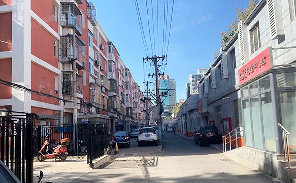 朝阳区 灵通观6号楼4层6单元12