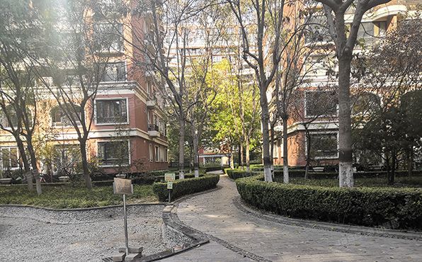 西城区 清芷园8号楼13至15层B座1303号+车位