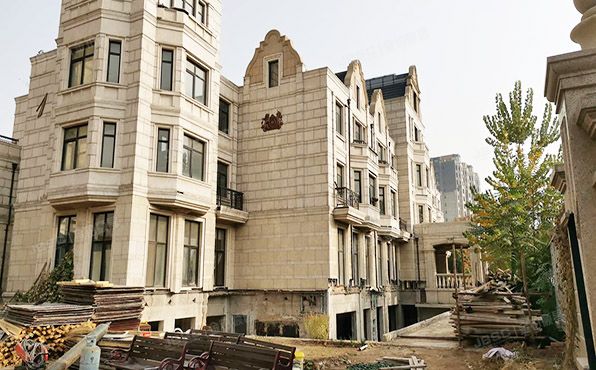 丰台区  丰葆路98号院二区1号楼-1至3层05（ 中海九号公馆二区）