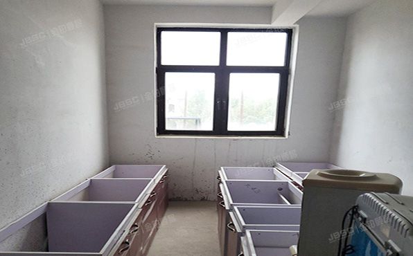 昌平区  延秋园四区32号楼-1至3层103号（中海尚湖世家）