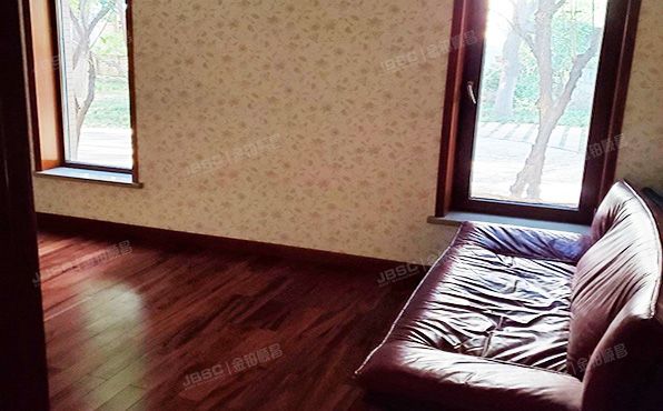 海淀区  临枫嘉园北里10号楼1层B单元102号（四季香山）