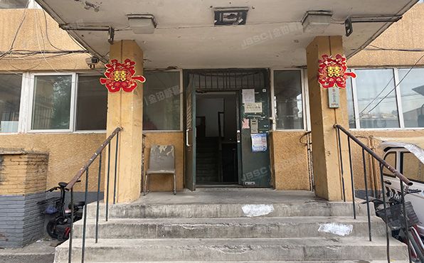 朝阳区 潘家园甲7号楼7层706号