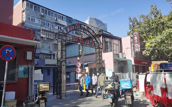 朝阳区 白家庄西里12号楼7单元102号（白家庄西里）