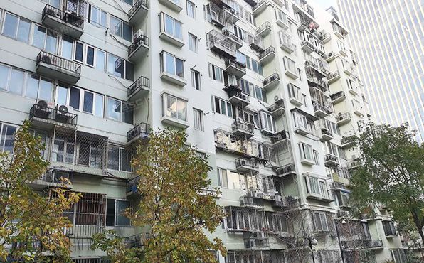 东城区  东扬威街1号楼1层104号（民安小区）