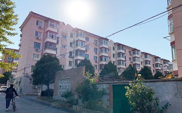 海淀区   环山村621所生活区四区56号楼4门10号（环山村小区）