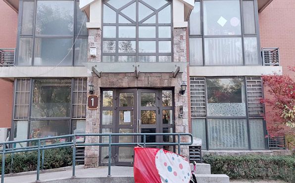 大兴区 开泰东里1号楼5层1单元502（金色漫香林）