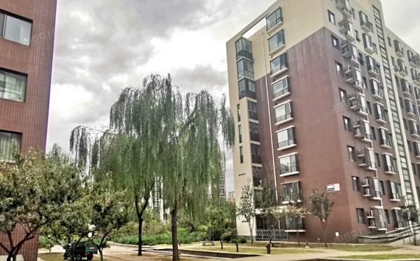 昌平区-昌平镇 蓝郡嘉苑2号楼7层1单元701号（蓝郡国际花园）