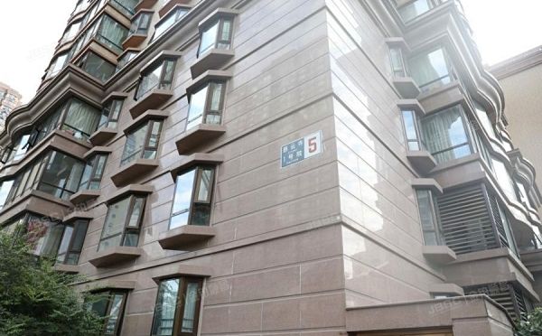 朝阳区 慈云寺1号院5号楼3层1单元302室（东区国际公寓）