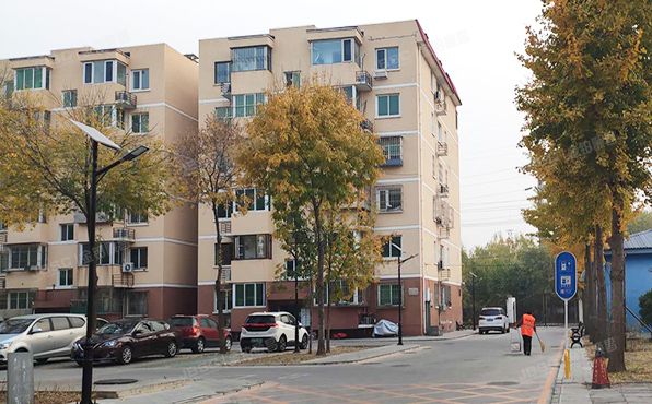 怀柔区 融城园南区10号楼3层5单元302（融城园）