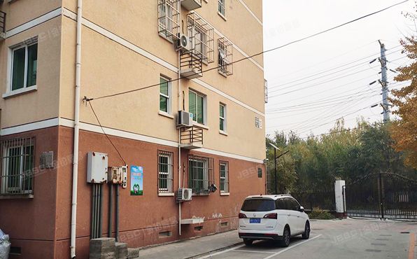 怀柔区 融城园南区10号楼3层5单元302（融城园）