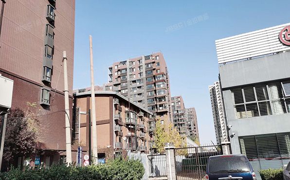 丰台区 青塔西路52号院10号楼1单元301号（万科紫台）