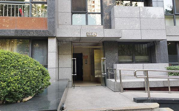 朝阳区 青年路西里5号院14号楼13层4单元1605（润枫水尚西区）