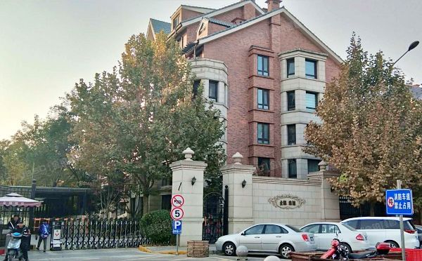 海淀区 建材城翡丽华庭7号楼1至2层1单元102室+3间地下室（金隅翡丽）