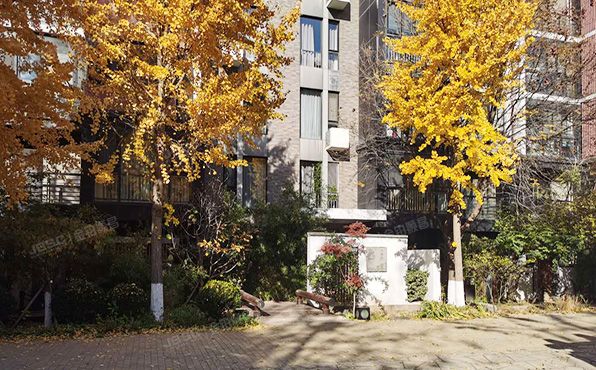 朝阳区 林萃东路1号院1号楼9层2单元901号、902号（国奥村西区）