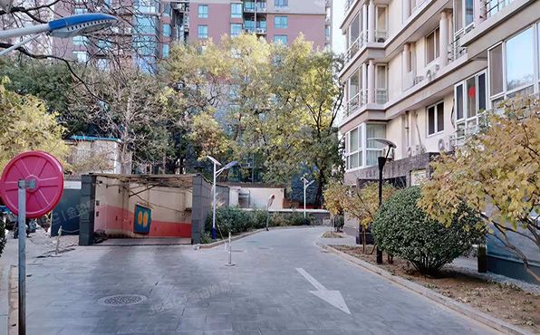 朝阳区 工人体育场东路8号院2号楼6层5单元602（康堡花园）