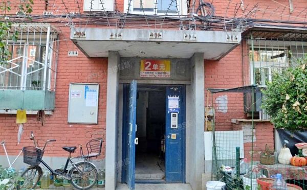 海淀区 前二里沟植物所宿舍1号楼6层2单元602室（新苑街15号院）