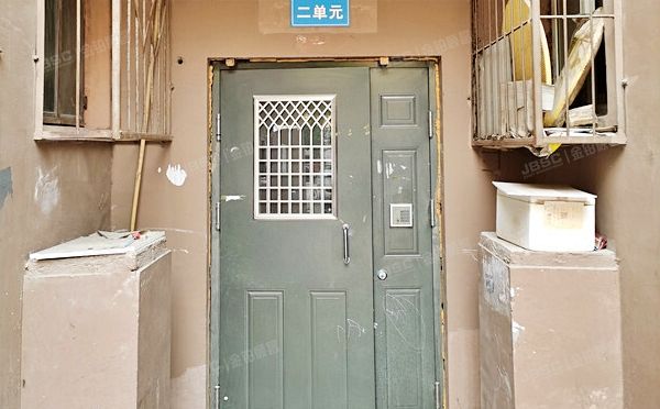 朝阳区 管庄西里74号楼2层2单元202（管庄西里）