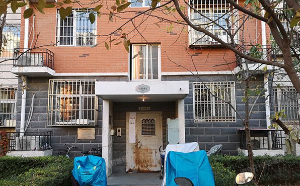 大兴区-黄村镇 兴盛园4号楼2层6单元201（骏城）