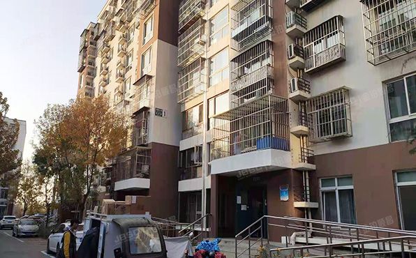 怀柔区 乐园西大街16号院1号楼8层3单元803（育龙铭居）经适房