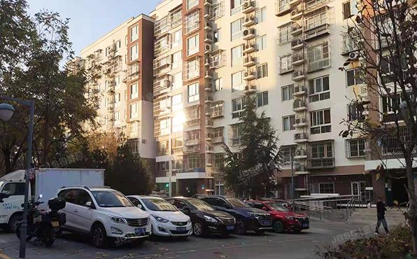 怀柔区 乐园西大街16号院1号楼8层3单元803（育龙铭居）经适房