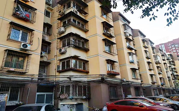 朝阳区 管庄西里74号楼2层2单元202（管庄西里）