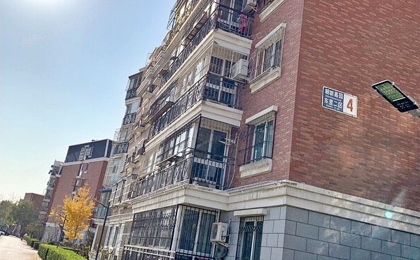 朝阳区 朝新嘉园东里二区4号楼1层1门101（朝阳新城二区）