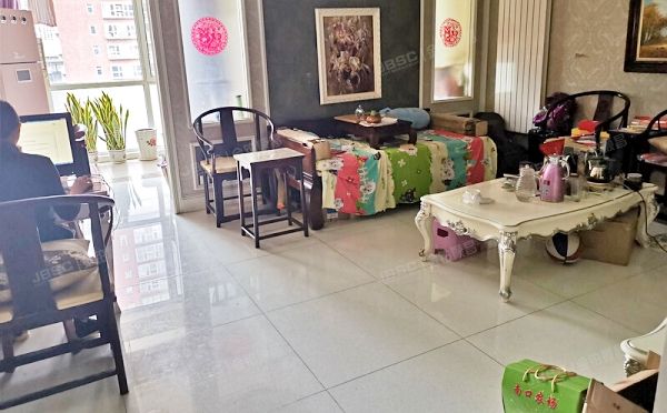 朝阳区 广渠路21号5号楼3单元0601+2车位（金海国际南区）