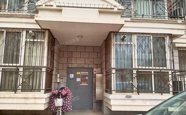 朝阳区 朝新嘉园东里二区4号楼1层1门101（朝阳新城二区）