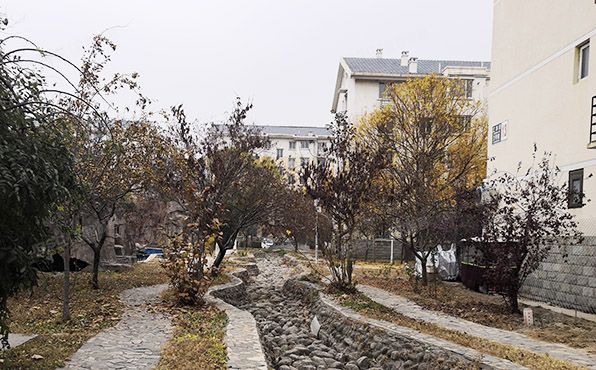 房山区-窦店镇 汇丰街3号院10号楼3层1单元302号（世界名园）