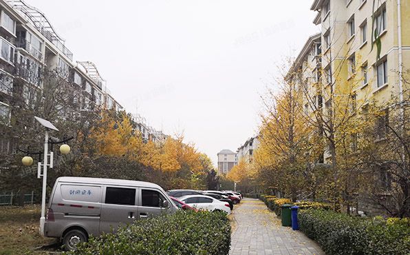 房山区-窦店镇 汇丰街3号院10号楼3层1单元302号（世界名园）